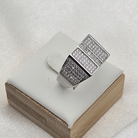 Sterling Silver 925 CZ Pave Statement Ring - Picture 4 of 8